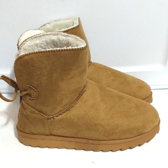 MUDD CAMEL BROWN COZY FUR LINED CHERRY ANKLE BOOTS SIZE 7 NWT - Picture 3 of 7